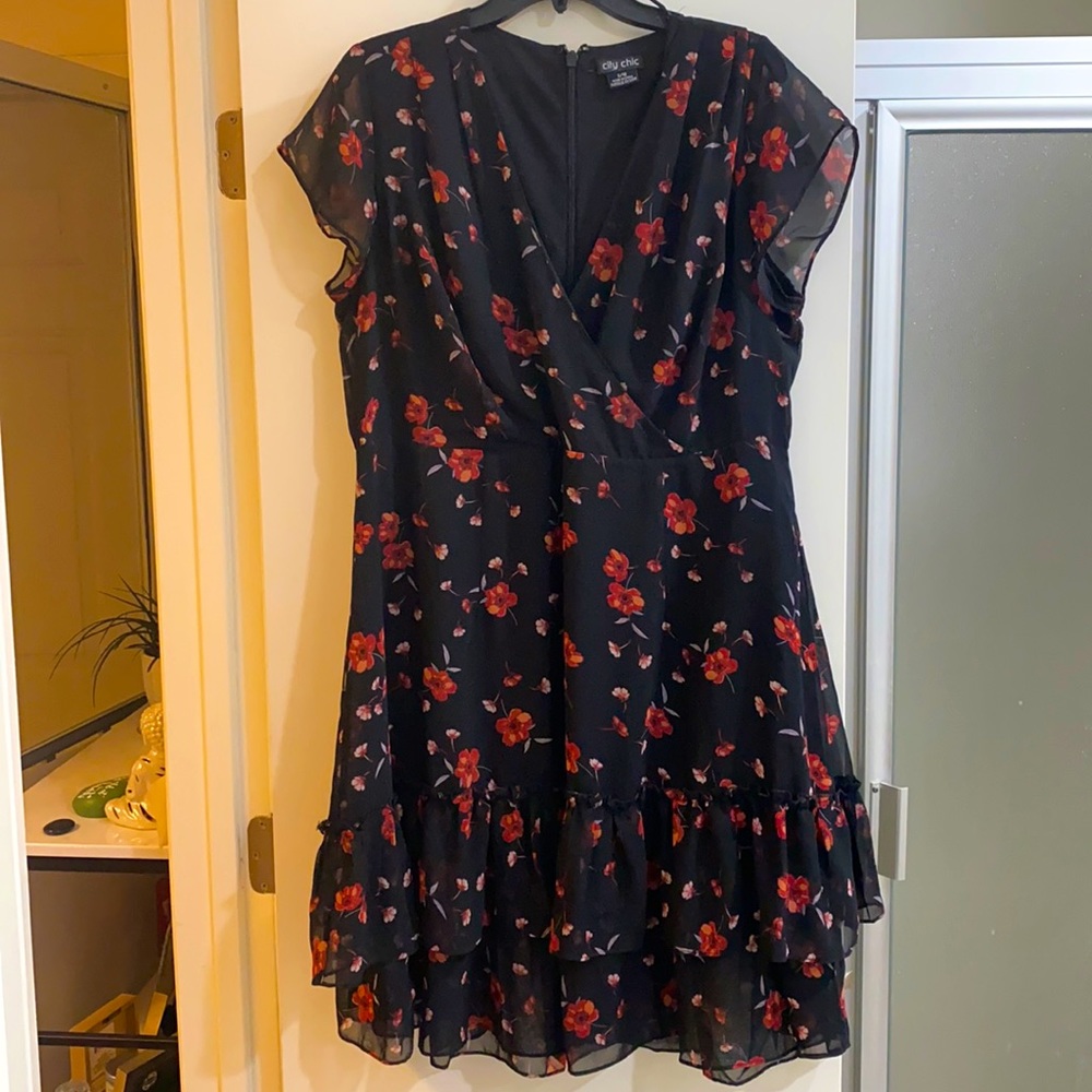COPY - Floral Ruffle Swing Dress